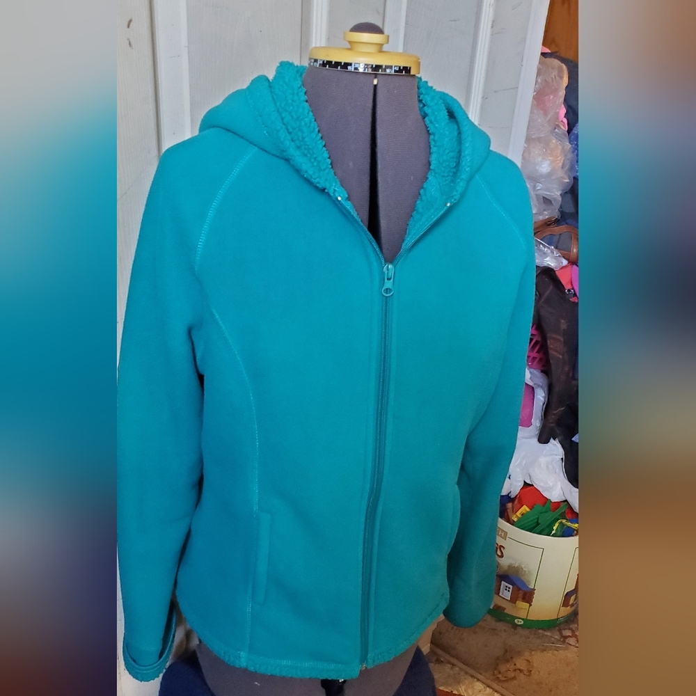 Plush sherpa jacket teal green sz xs. Super soft!!